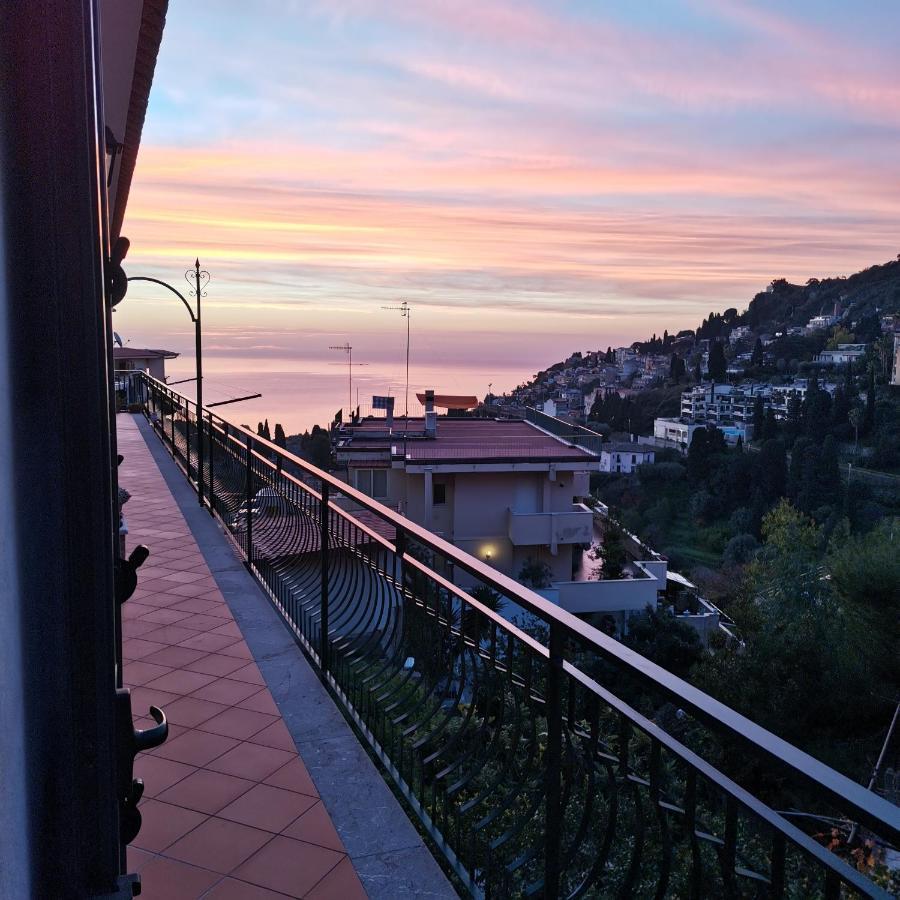 La Perla Apartment Taormina Exterior foto